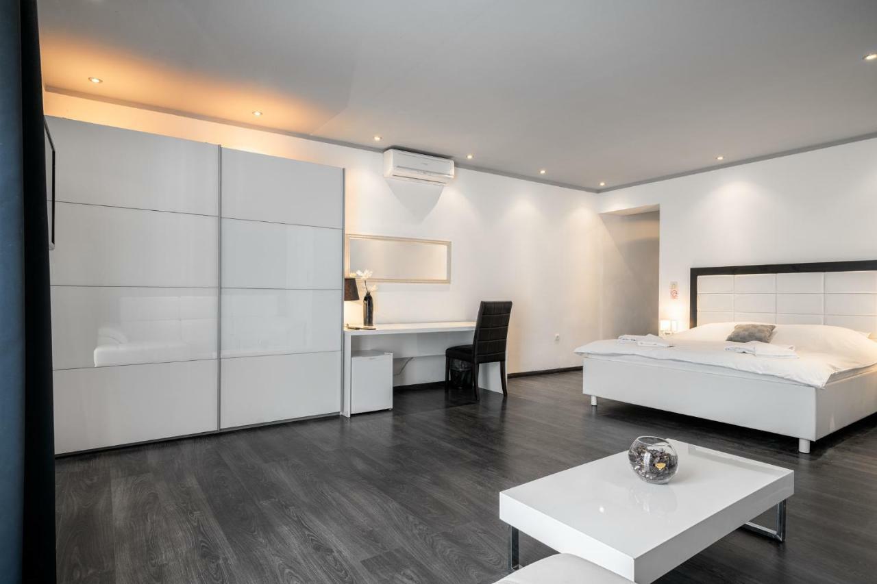The Suites - Small Luxury Living Vodice Exterior foto